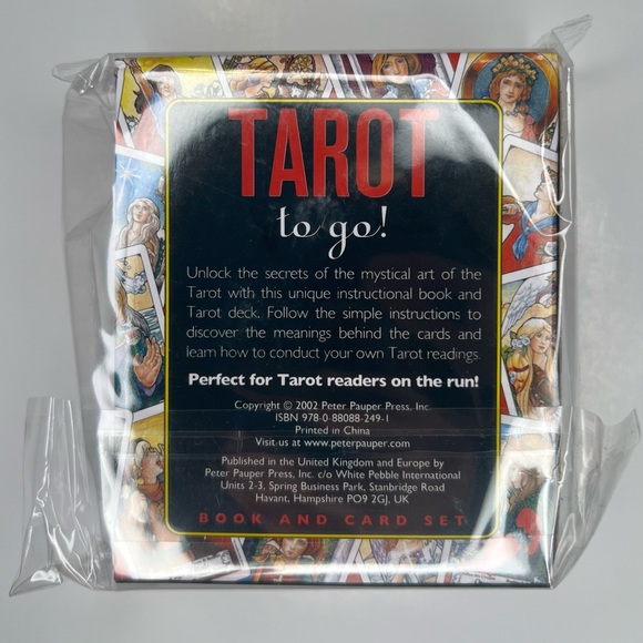 Tarot To Go! Book and Card Set - Picture 4 of 5